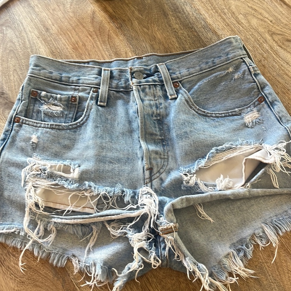Levi’s cutoff shorts size 26 but fit bit more like 27